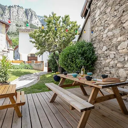 Cote-bourget 4 Pers Duplex Les Forts Proche La Norma Aussois Apartment